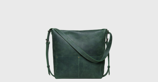 Von der Arbeit bis zum Wochenende: So stylen Sie Ihre Leder-Tote-Bag für jeden Anlass