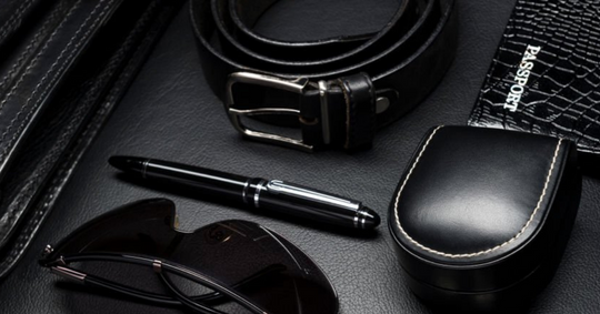 Men's stylish leather belts