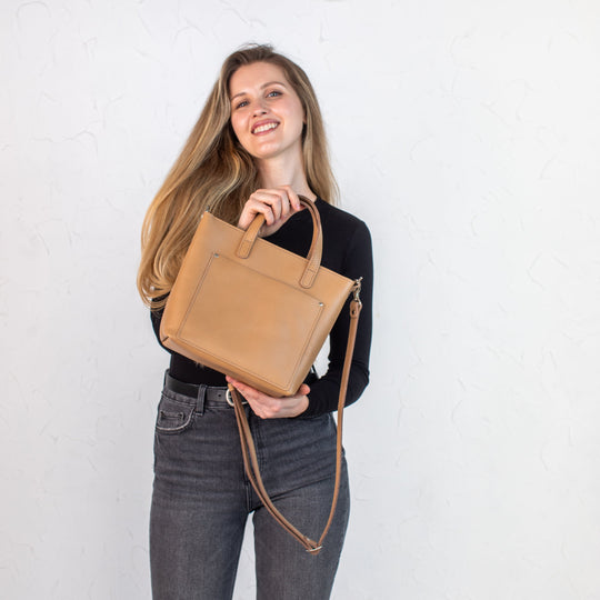 Caramel pebbled - Leather Purse Backpack