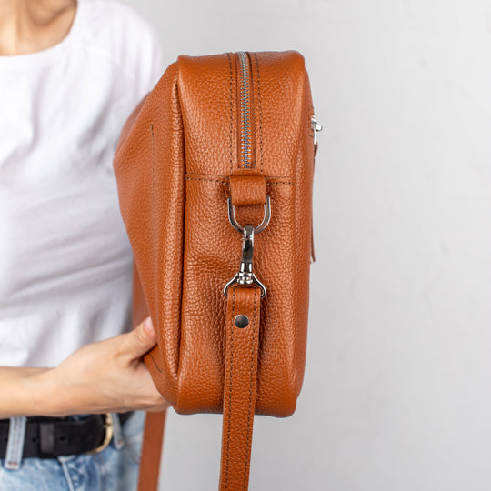 Brown pebbled - Leather Purse Backpack