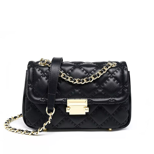 Stylish ways to accessorize with shoulder bags made from quilted leather