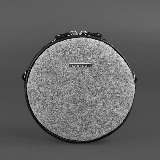 round bag for travel