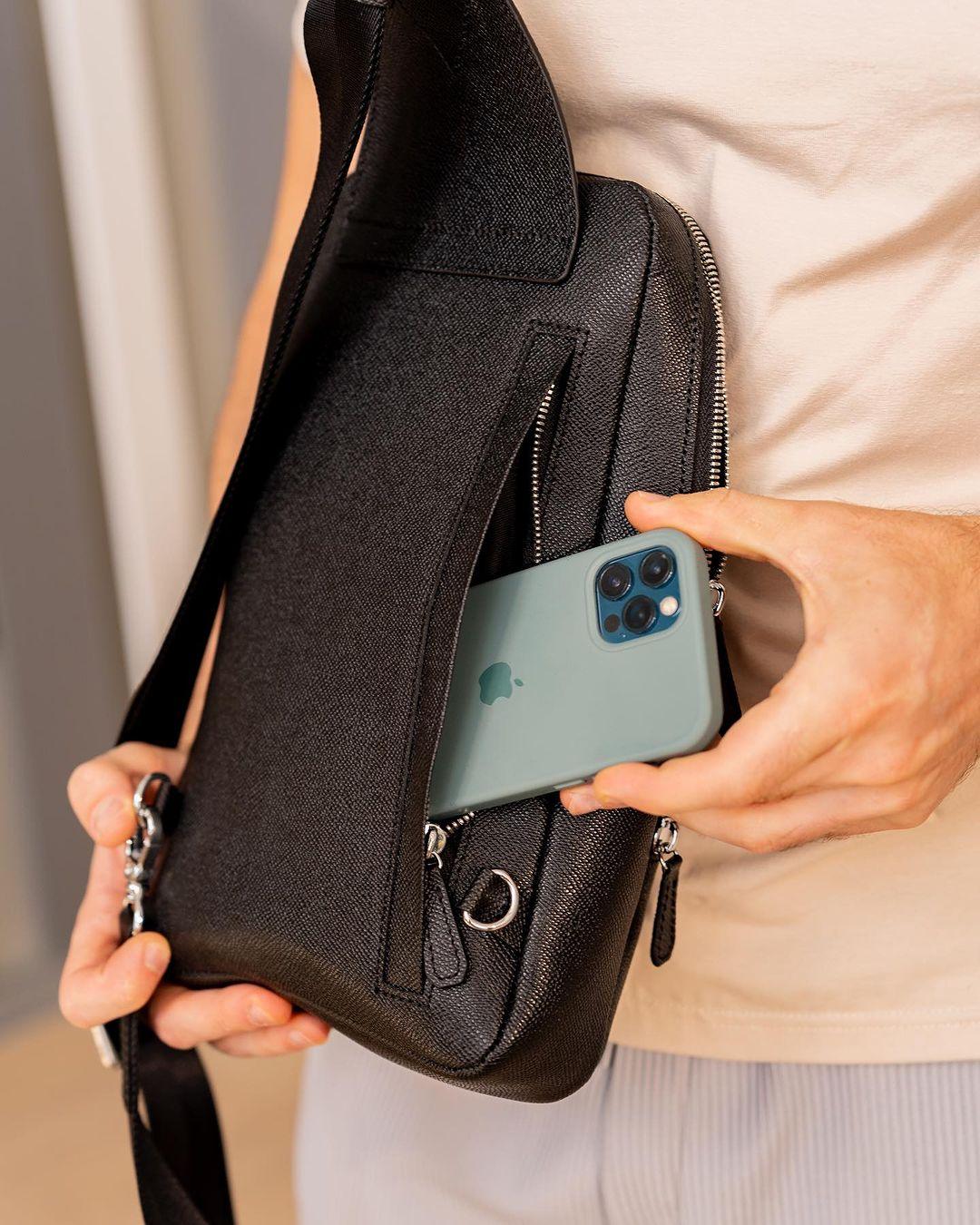 Trendy Leather Sling Bag for Men - Stylish One-Shoulder Chest Backpack - Leather Purse Backpack