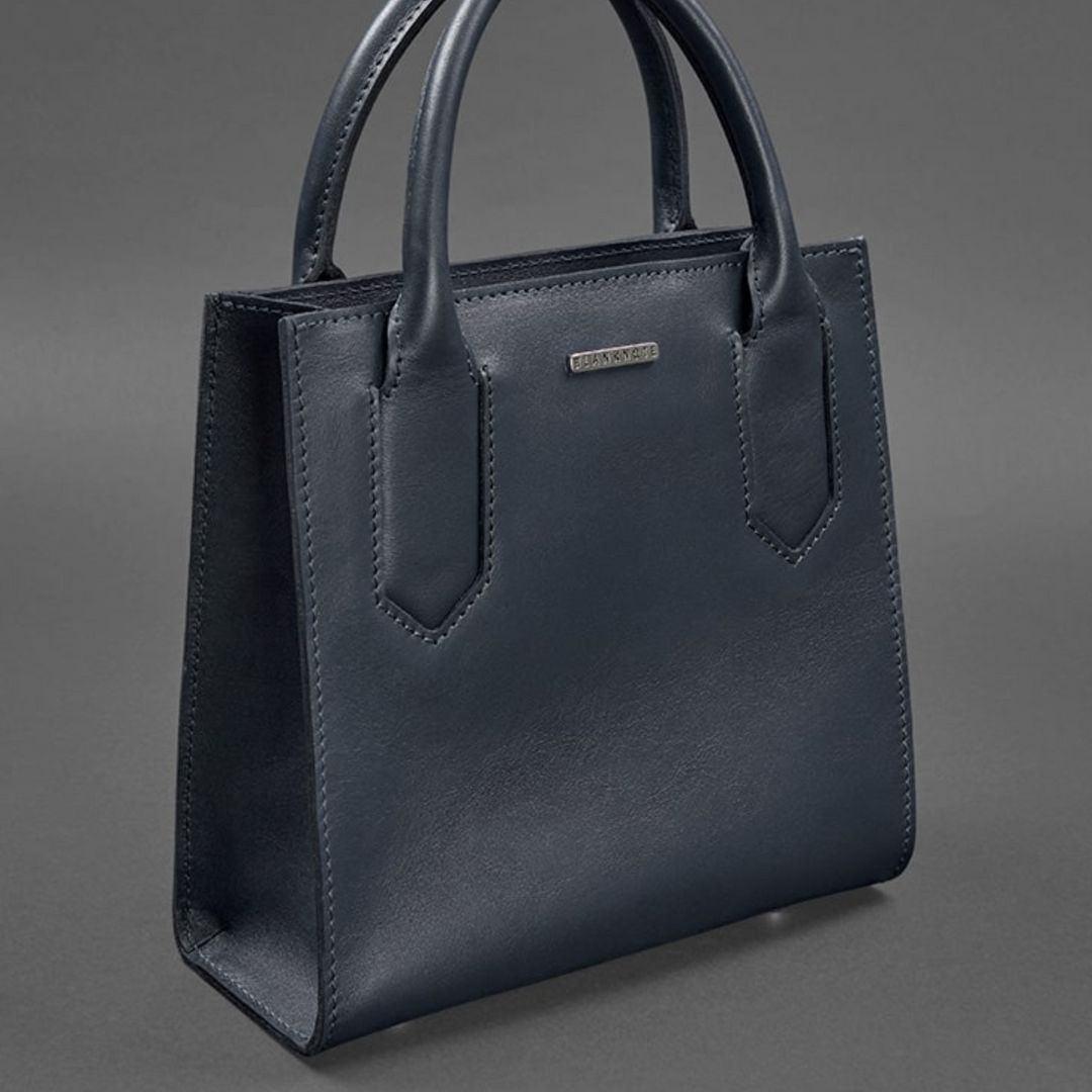 medium size handbags