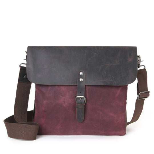 Vintage style tactical messenger bag for everyday carry