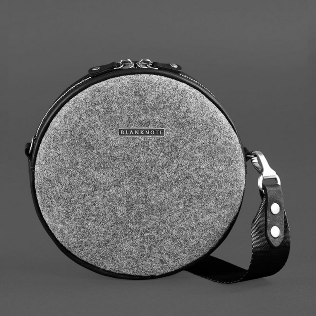 round bag leather