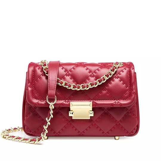 Exclusive designs of designer shoulder bags with quilted leather and chain