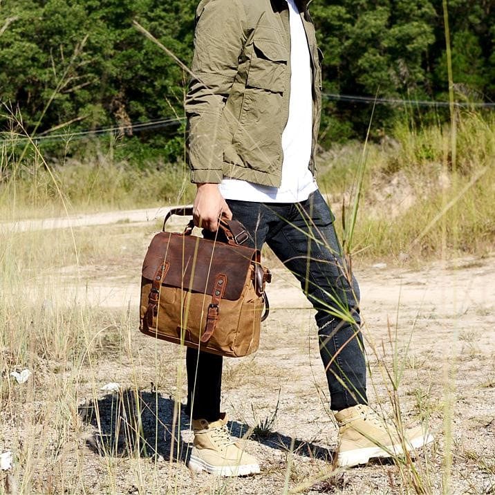 Fashionable waxed canvas motorcycle tool bag