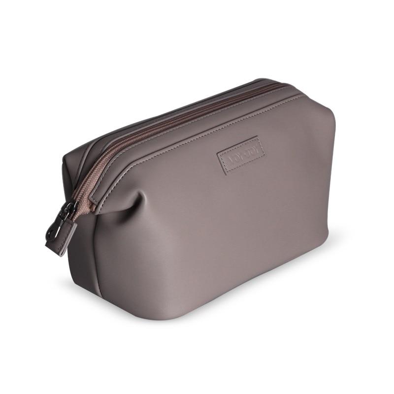 Fashionable toiletry bag for men and women