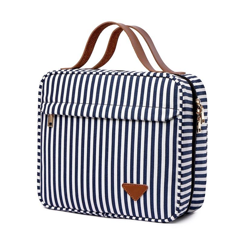 Durable waterproof hanging grooming bag
