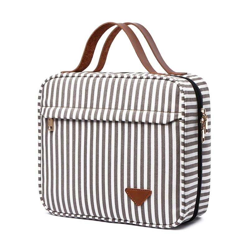 Waterproof hanging travel beauty bag