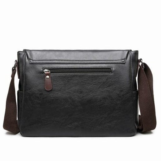 Classic look black vegan leather crossbody bag