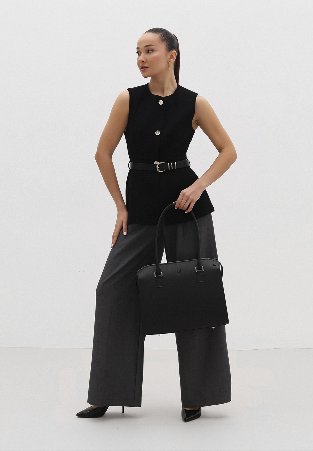 Genuine Leather Handbag for Women – Classic and Stylish - Leather Purse Backpack