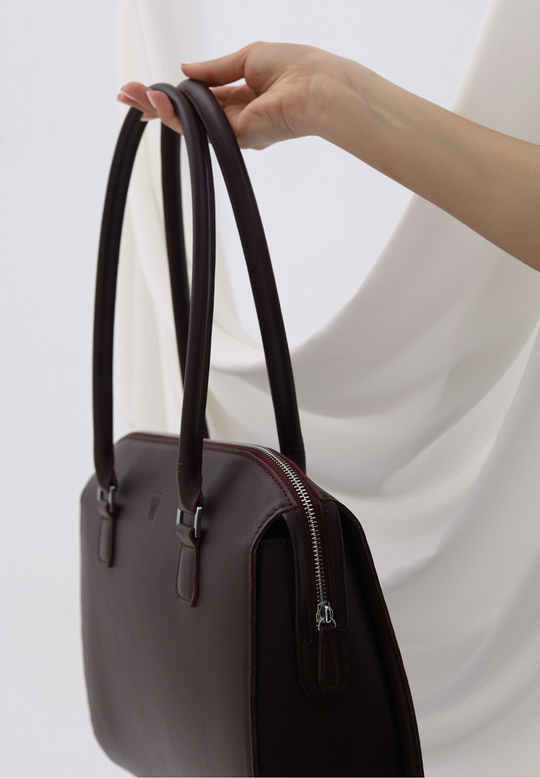 Genuine Leather Handbag for Women – Classic and Stylish - Leather Purse Backpack