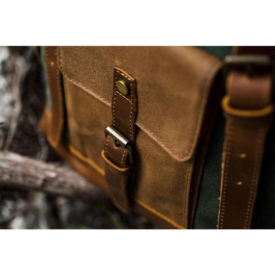 Elegant Vintage Laptop Backpack with Easy Access and Vintage Appeal - Leather Purse Backpack