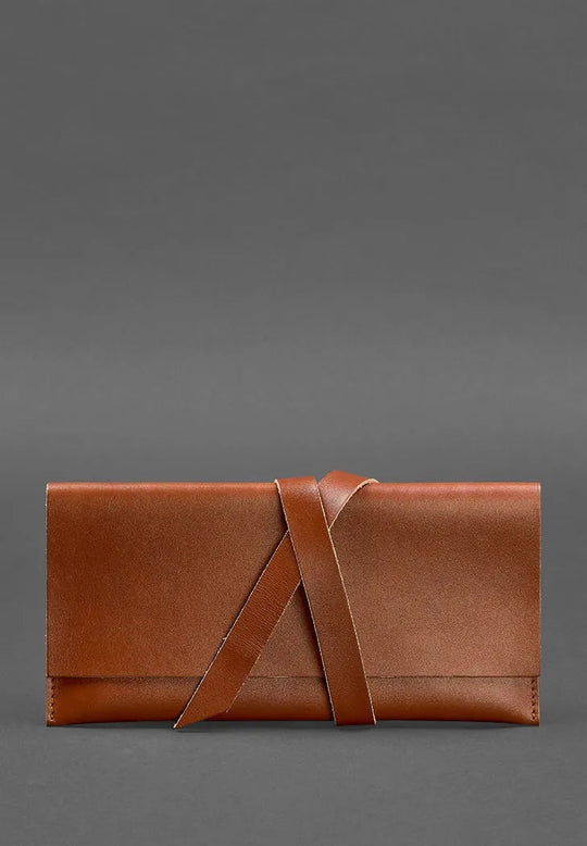 Elegant Voyager Leather Travel Case For Women - Leather Purse Backpack