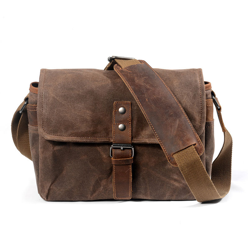 Canvas messenger bag for DSLR camera