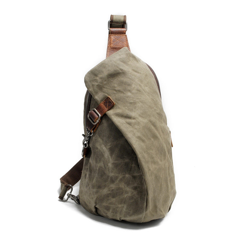 Antique design men's waxed canvas chest pack