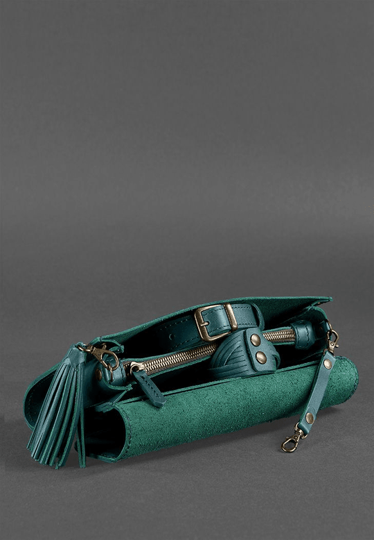 Chic Leather Women's Crossbody Bag for Evening and Daily Use - Leather Purse Backpack