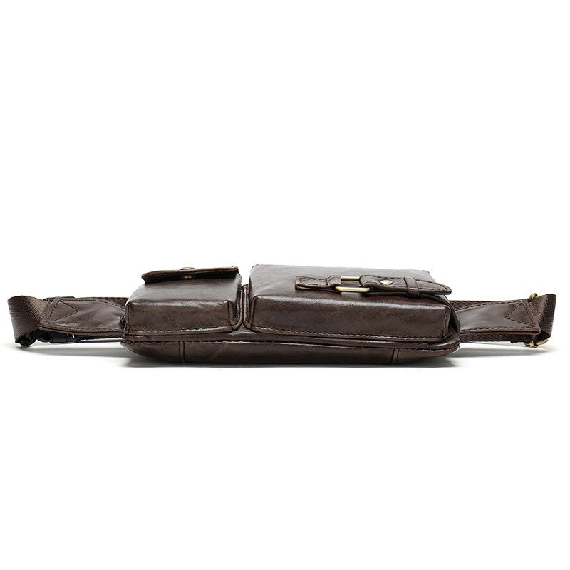 Easily wearable leather waist pouches for men