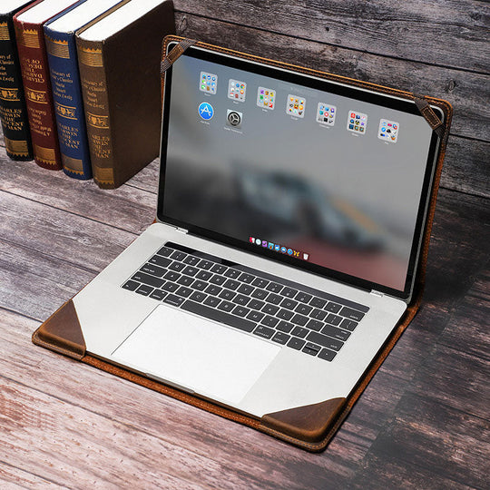 MacBook Pro 13 leather sleeve