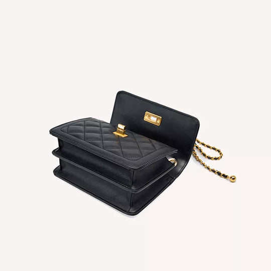 Celebrity-favorite Black Leather Shoulder Bags