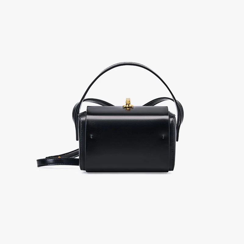 How to care for and maintain exclusive leather handbags