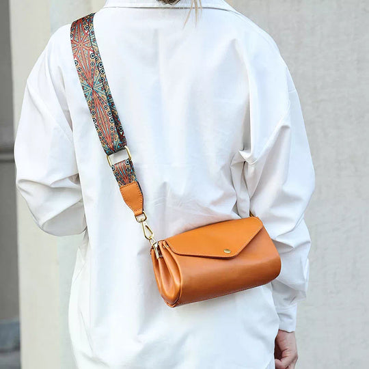 Ladies' fashion crossbody bag with vegetable-tanned leather