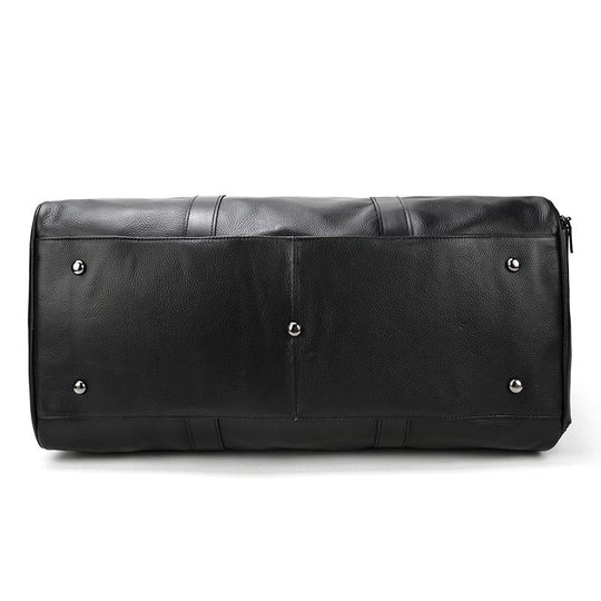 Leather travel duffle for weekend getaways
