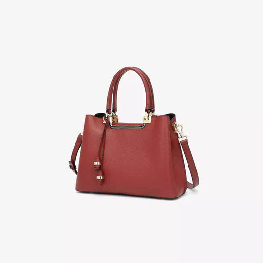 Women's medium-sized leather shoulder bag