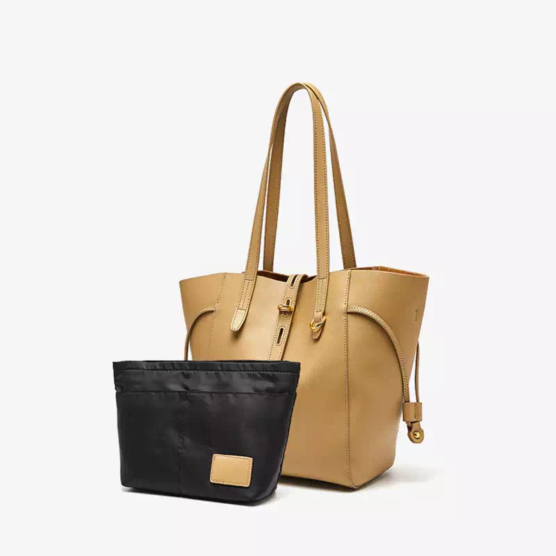 Classy beige leather shoulder bag