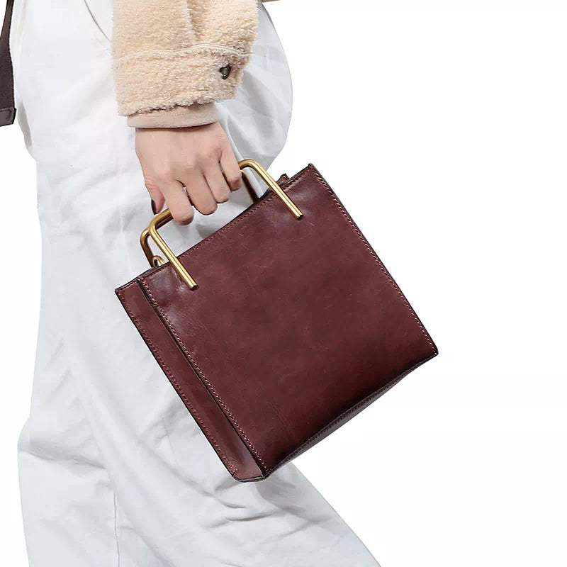 Compact and fashionable crossbody tote