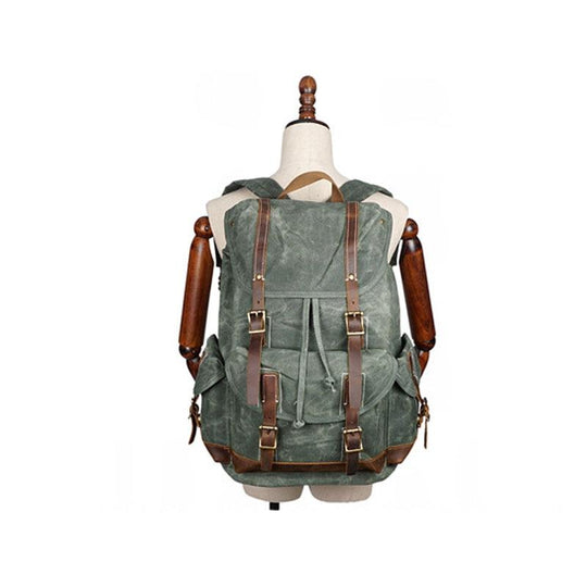 Laptop and luggage daypack in canvas leather 20 to 35 liters with 14-inch compartment