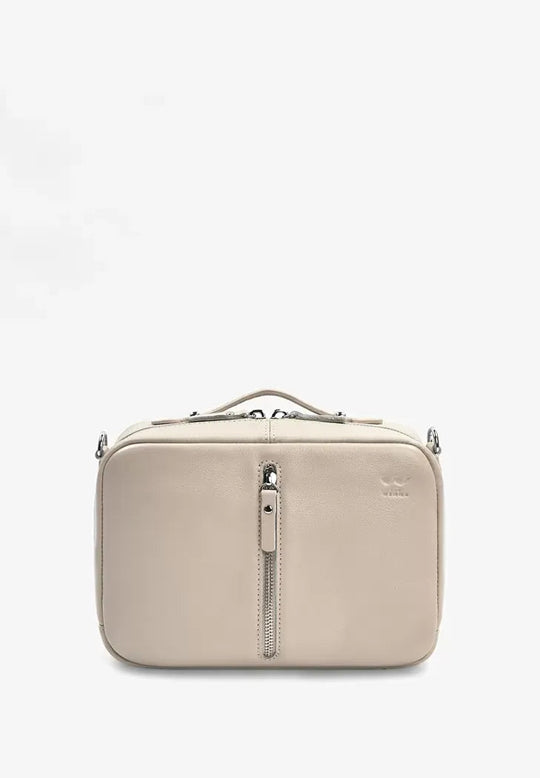 Elegant Women's Leather Bag – Timeless Style and Handcrafted Quality - Leather Purse Backpack