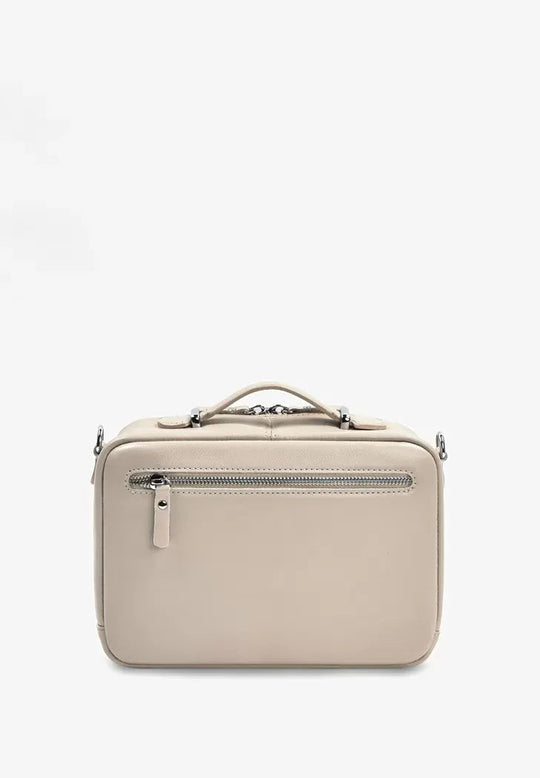 Elegant Women's Leather Bag – Timeless Style and Handcrafted Quality - Leather Purse Backpack