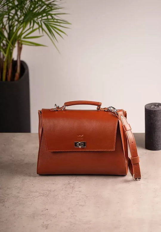 Premium Women's Leather Bag – Classic Design for Everyday Style - Leather Purse Backpack