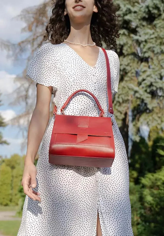 Stylish Women's Classic Leather Bag – Perfect for Work and City Life - Leather Purse Backpack