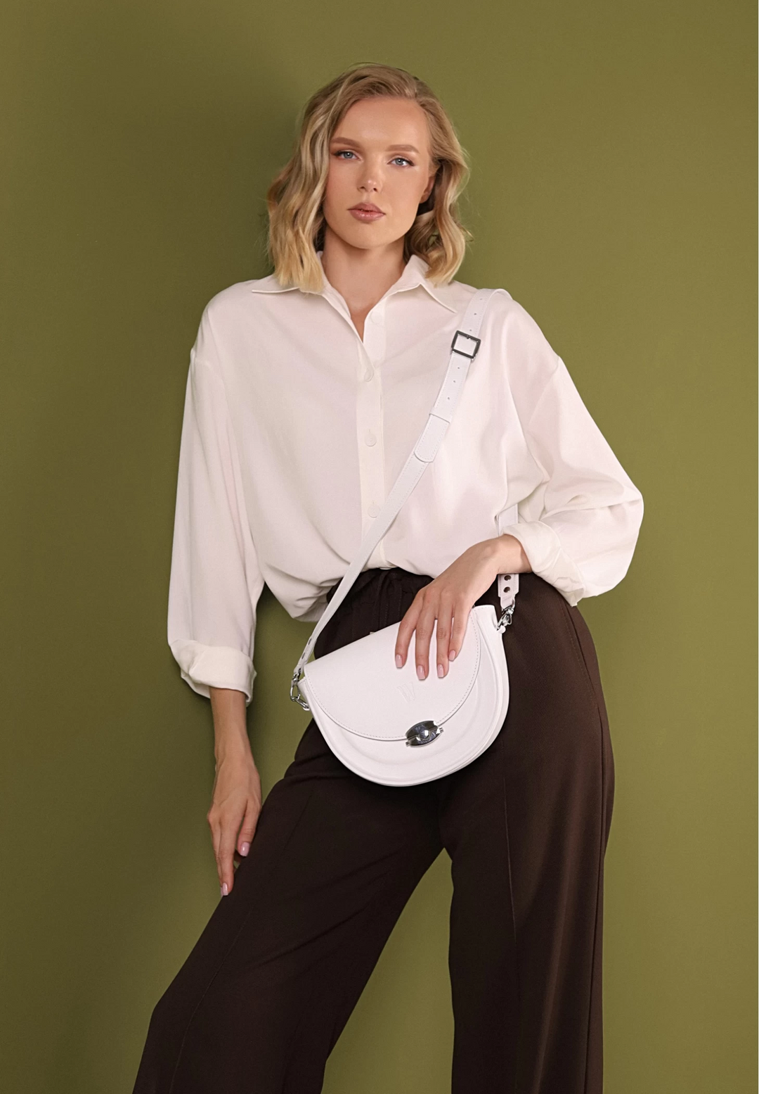 Women's Leather Shoulder Bag – Stylish and Practical - Leather Purse Backpack