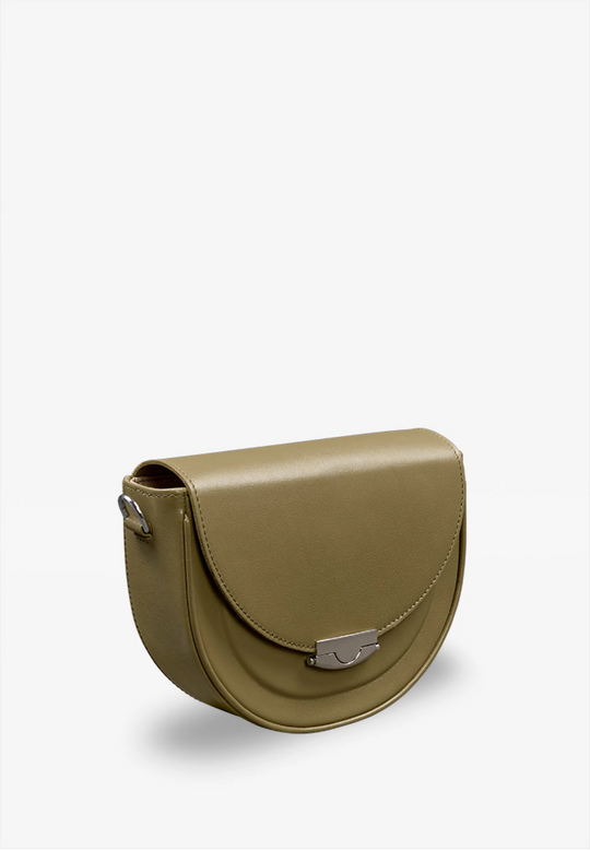 Women's Leather Shoulder Bag – Stylish and Practical - Leather Purse Backpack