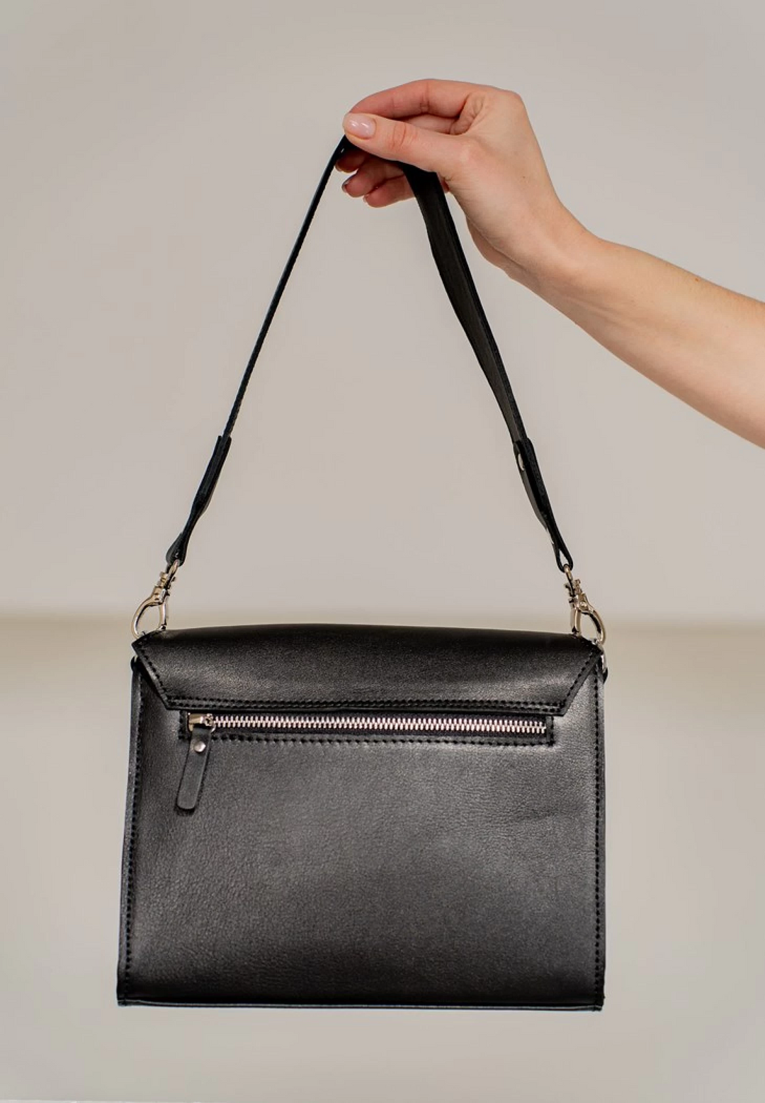 Chic Women’s Leather Purse – Handmade and Functional - Leather Purse Backpack