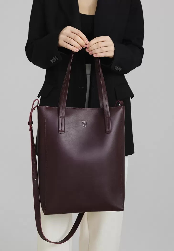 Luxury Genuine Leather Shopper – Spacious, Stylish, and Durable - Leather Purse Backpack