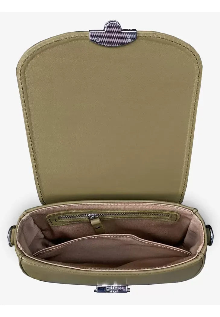 Chic Leather Shoulder Bag for Women – Perfect for Everyday Use - Leather Purse Backpack