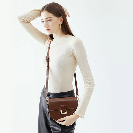 Fashionable women's crossbody bags with adjustable strap