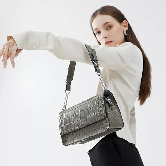 Square Chain Crocodile Pattern Leather Shoulder Bag - Leather Purse Backpack