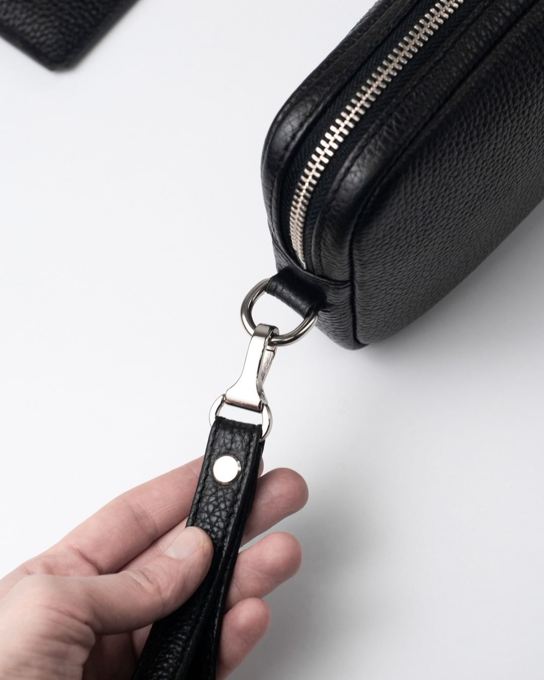 Mens long wallet with chain