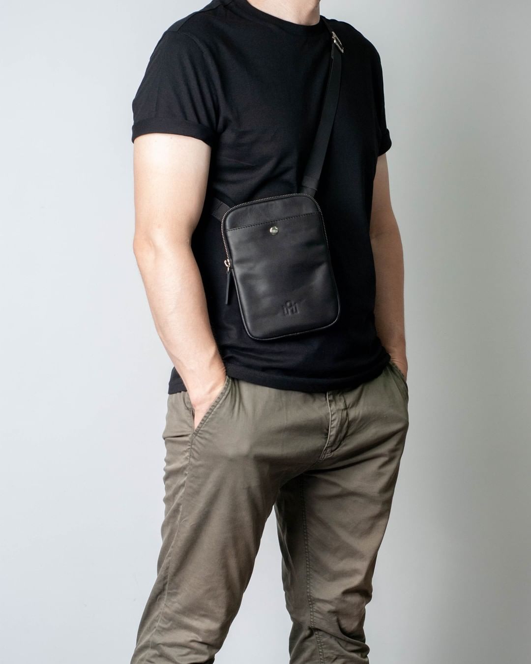 crossbody sling bag for mens