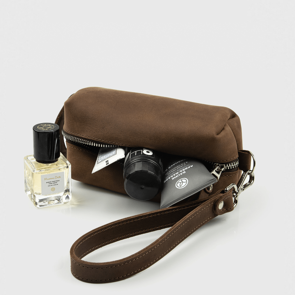 Leather mens toiletry bag