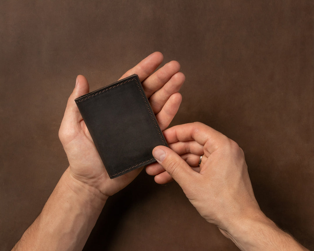 leather card holder wallet