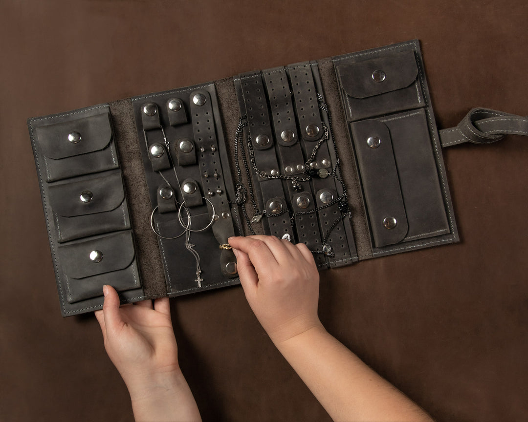 Leather Travel Jewelry Сases