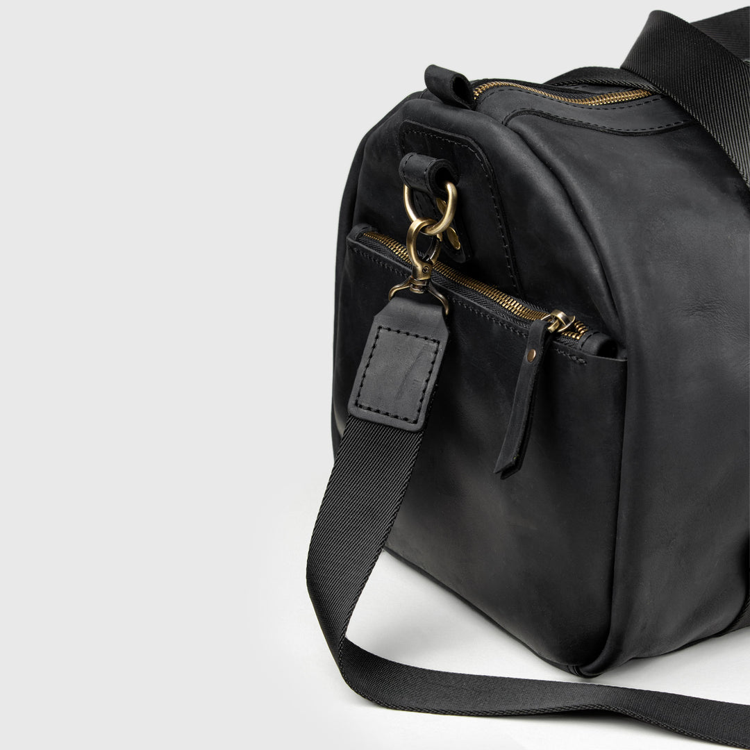 mens leather travel bag